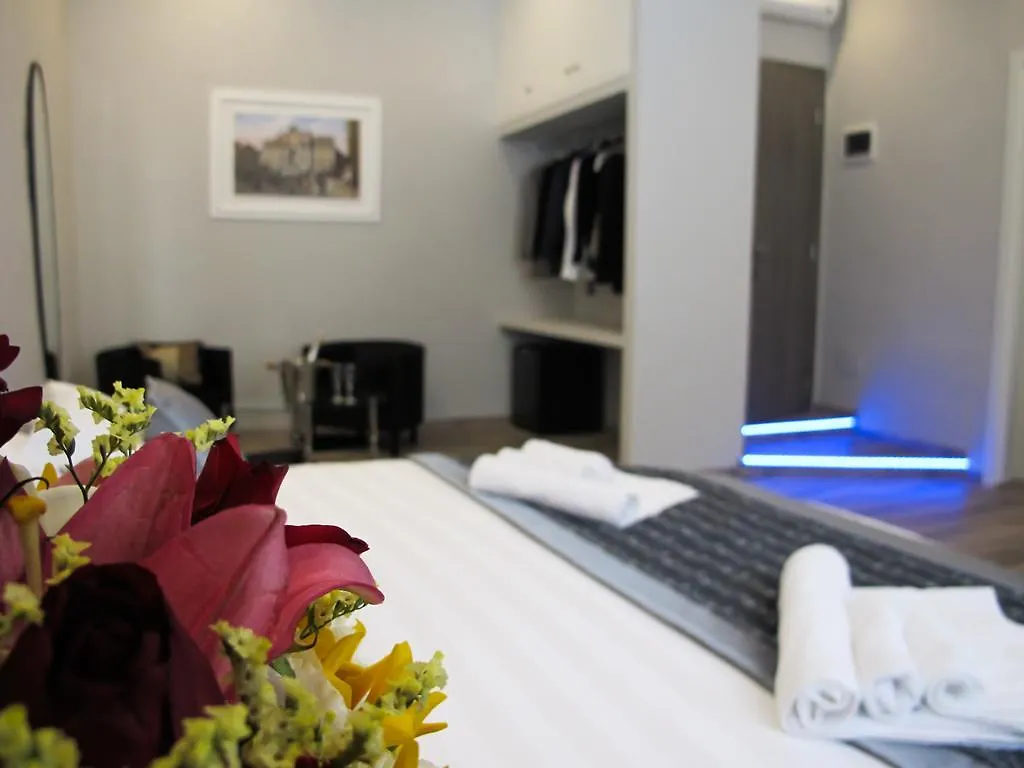 Roma Veneto Relais Guest House