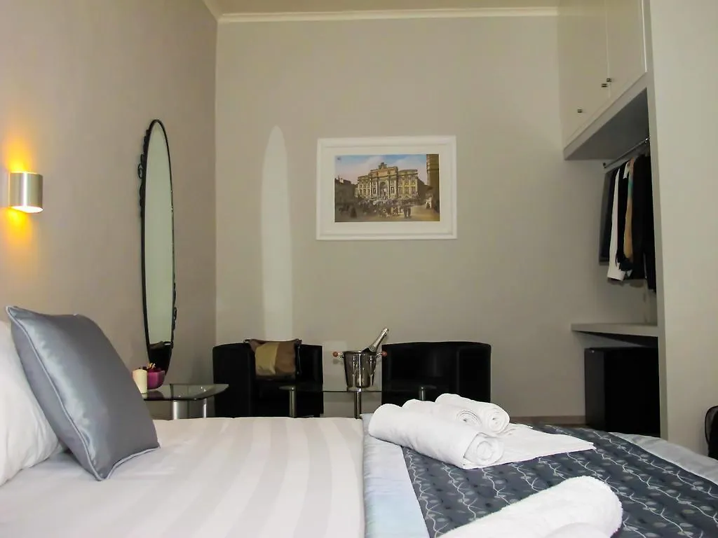 Roma Veneto Relais Guest House