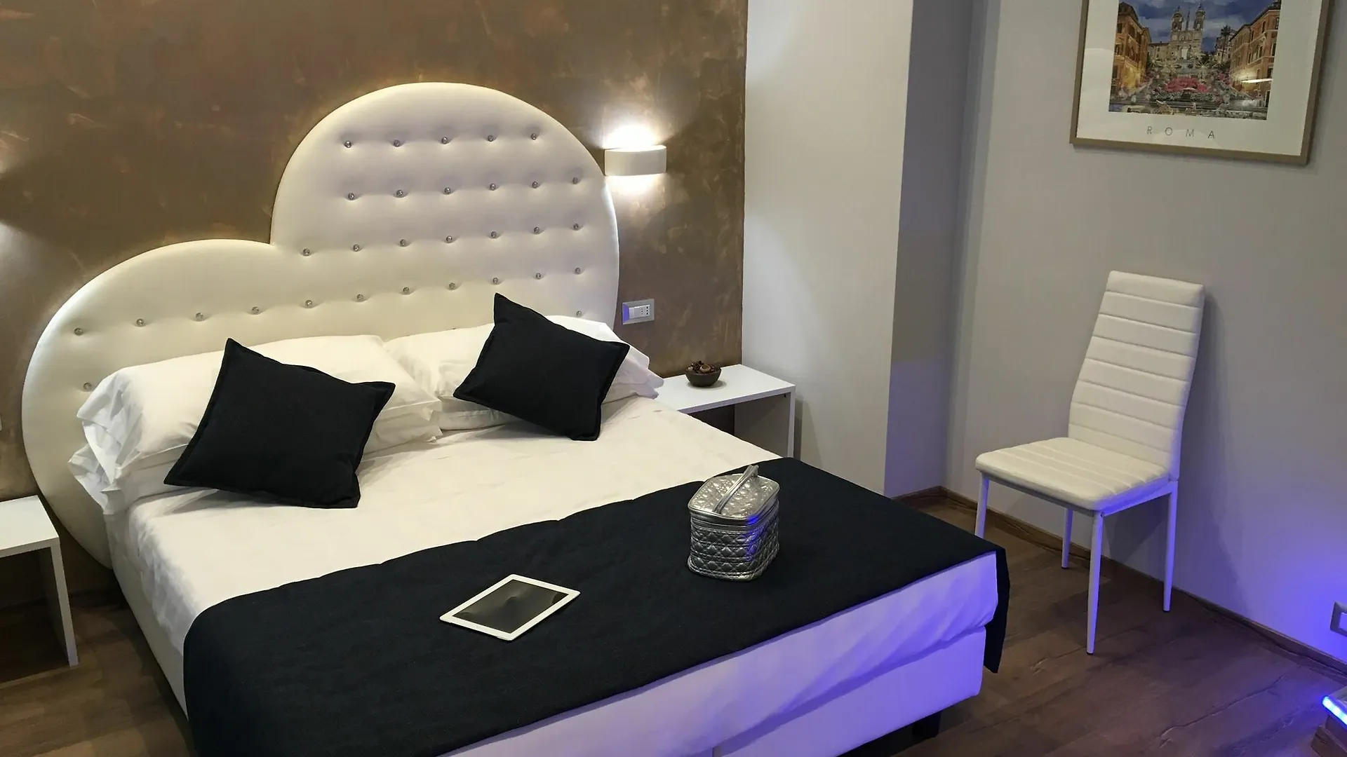 Roma Veneto Relais Guest House